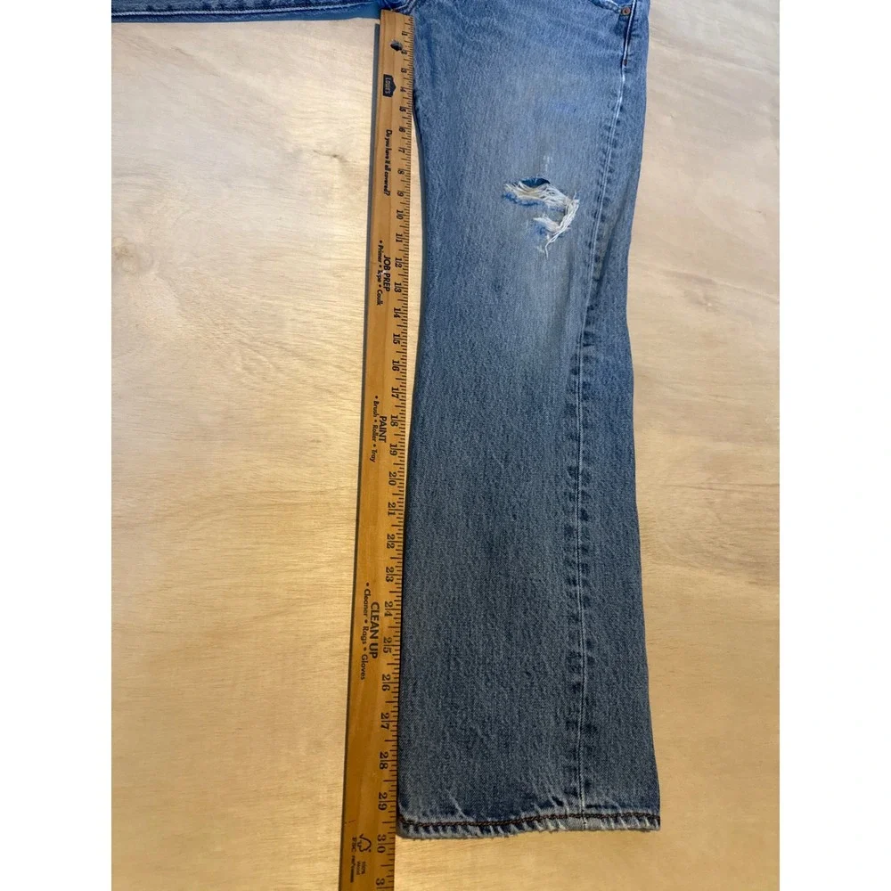 Levis 501 Original Fit Jeans Mens 34x30 Medium Wash Distressed Button Fly Mexico